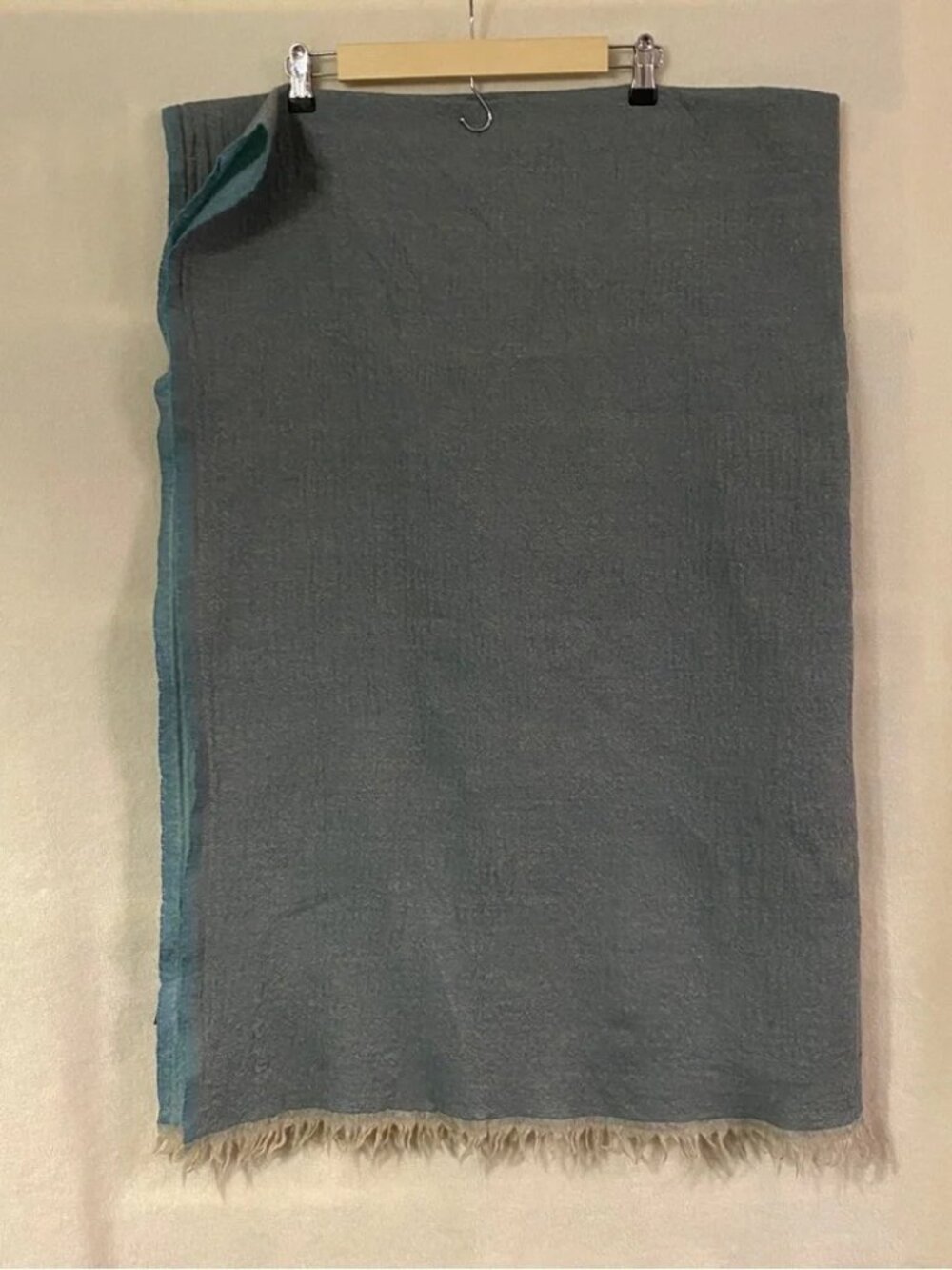 Iosis Paris Yves Delorme blue 100% woven wool 49" x 72" fringe throw blanket